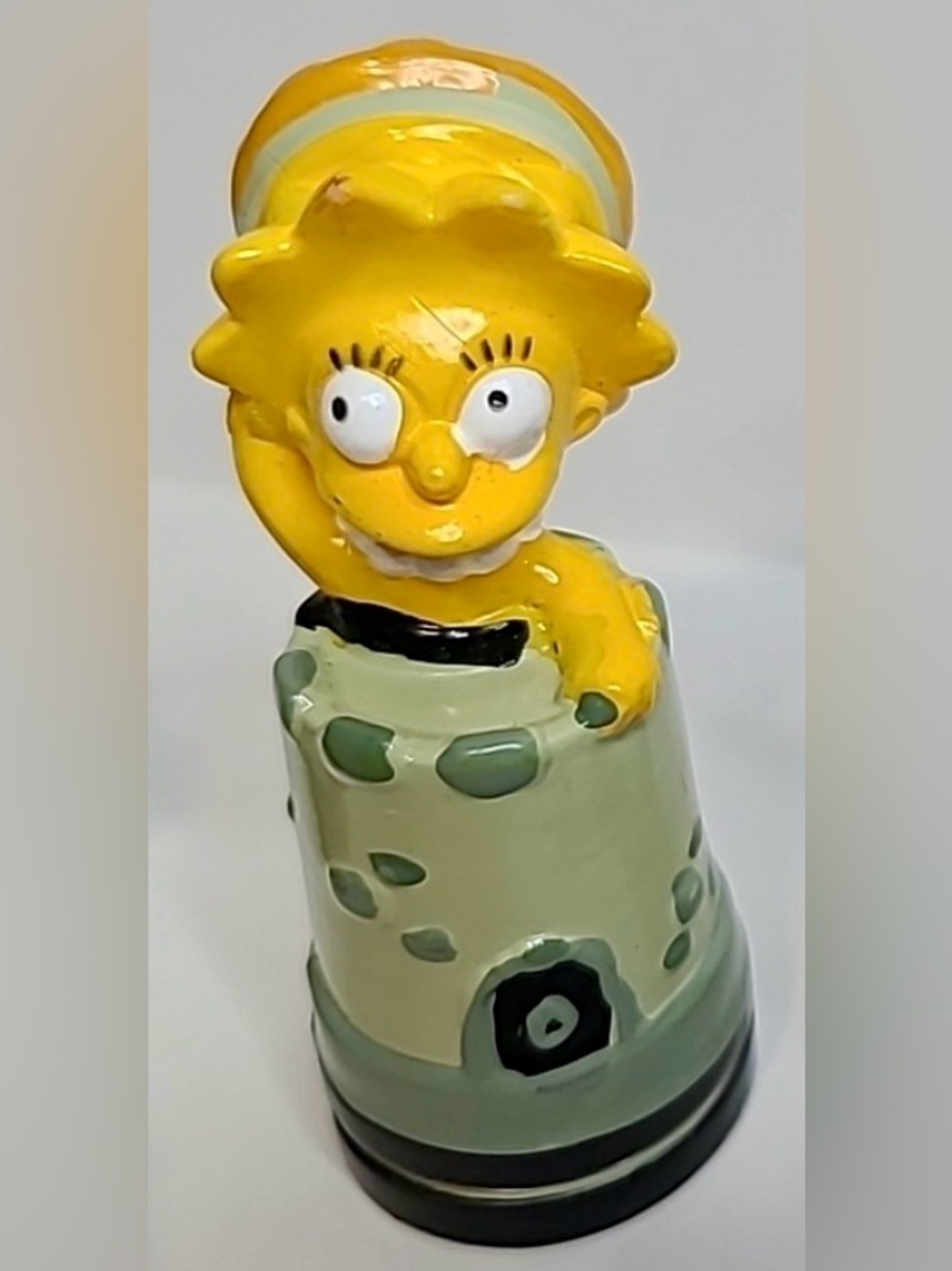 THE SIMPSONS - LISA SIMPSON REPLACEMENT CHESS PIECE/FIGURE - VINTAGE 2001